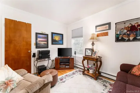 15 Fairfields Court Huntington Station NY 11746