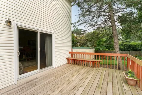 15 Fairfields Court Huntington Station NY 11746