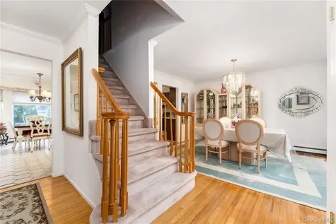 15 Fairfields Court Huntington Station NY 11746