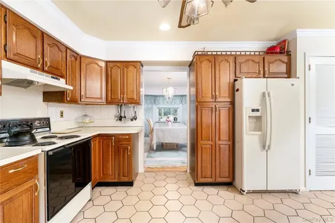 15 Fairfields Court Huntington Station NY 11746