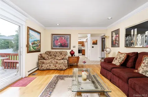 15 Fairfields Court Huntington Station NY 11746