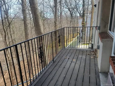 201 Woodland Hills Road White Plains NY 10603