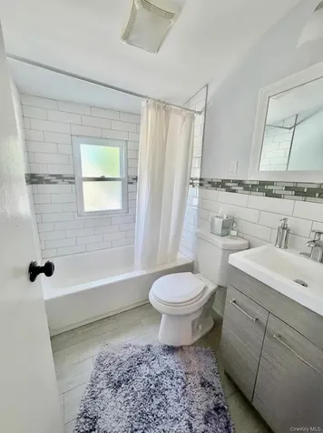 183 Manor Parkway Bethpage NY 11553