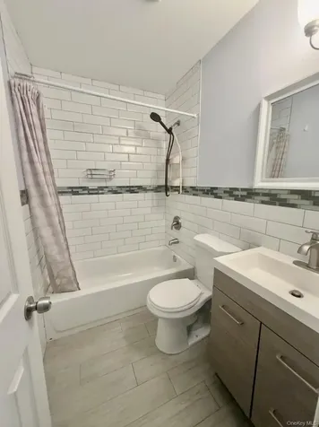 183 Manor Parkway Bethpage NY 11553