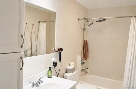 83 Lexington Avenue Westbury NY 11590