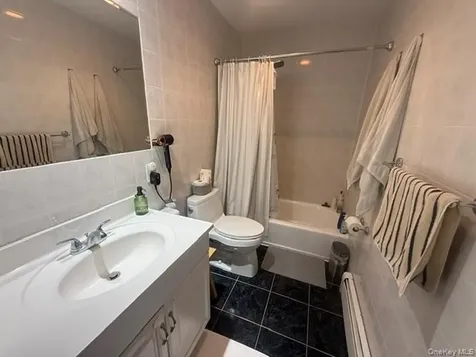 83 Lexington Avenue Westbury NY 11590