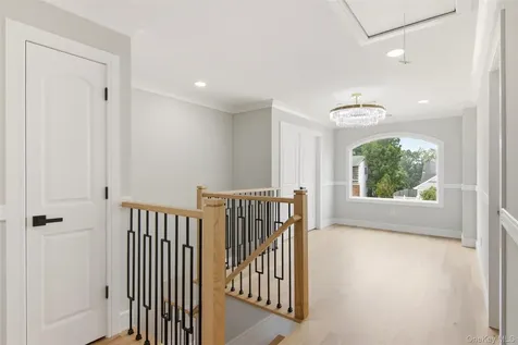 31 Underhill Avenue Syosset NY 11791