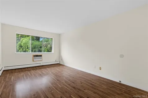 47 Coachlight Square Montrose NY 10548