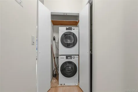 47 Coachlight Square Montrose NY 10548