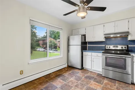 47 Coachlight Square Montrose NY 10548