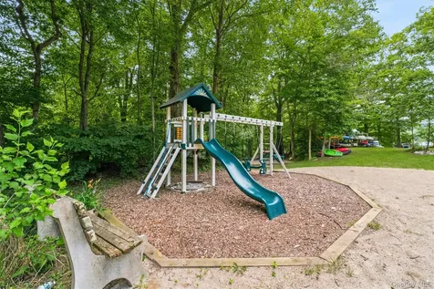 19 Oak Ridge Drive Putnam Valley NY 10579