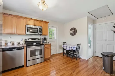 19 Oak Ridge Drive Putnam Valley NY 10579