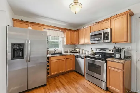 19 Oak Ridge Drive Putnam Valley NY 10579