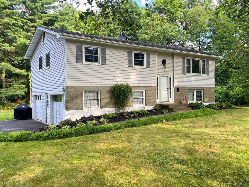 43 Julie Drive Hopewell Junction NY 12533
