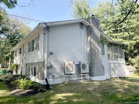43 Julie Drive Hopewell Junction NY 12533