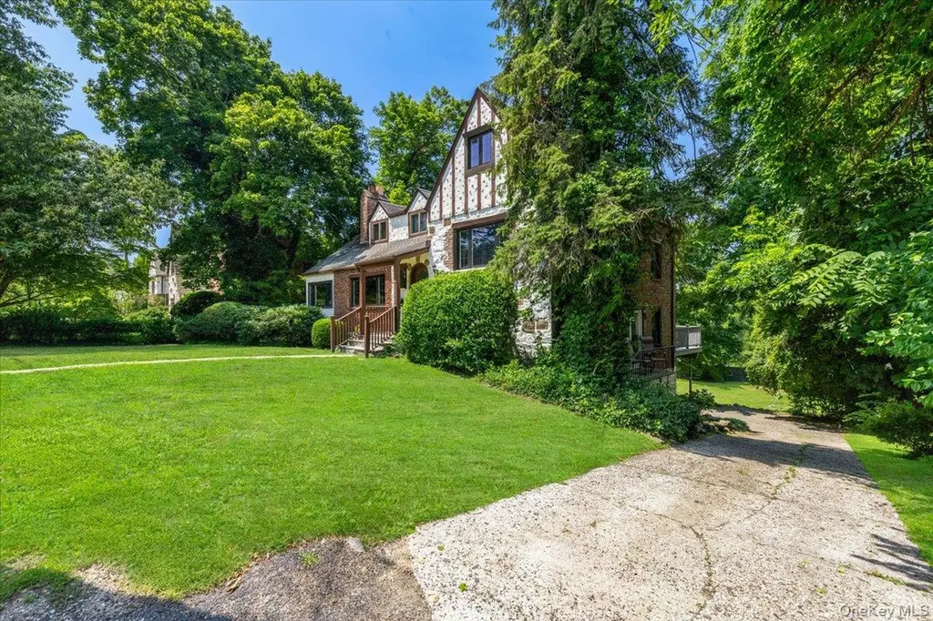 38 Fenimore Drive Harrison NY 10528