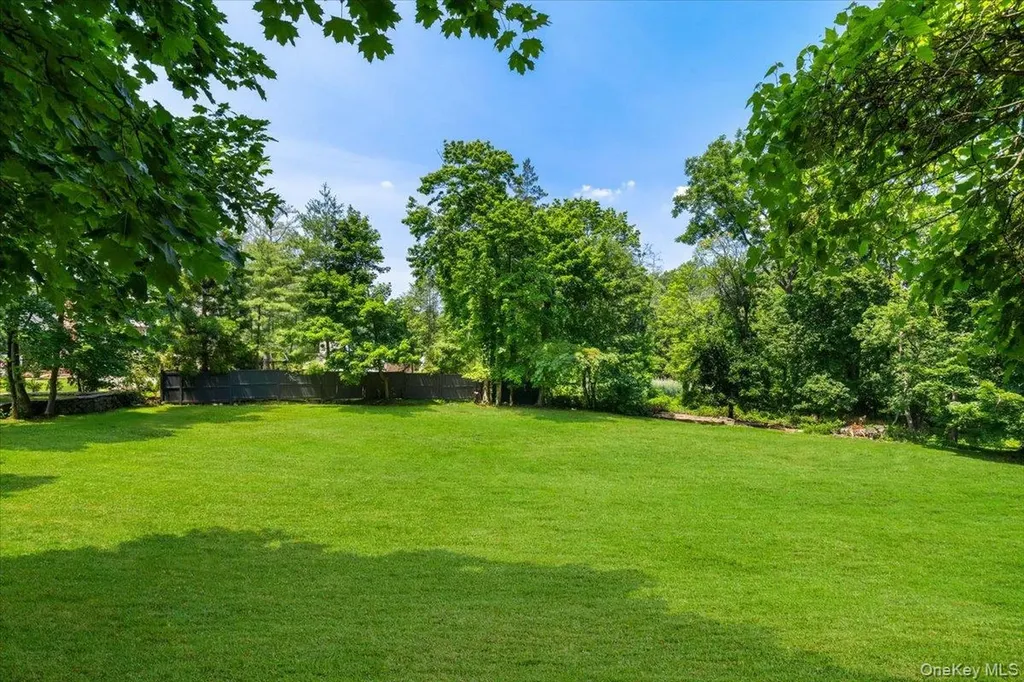 38 Fenimore Drive Harrison NY 10528