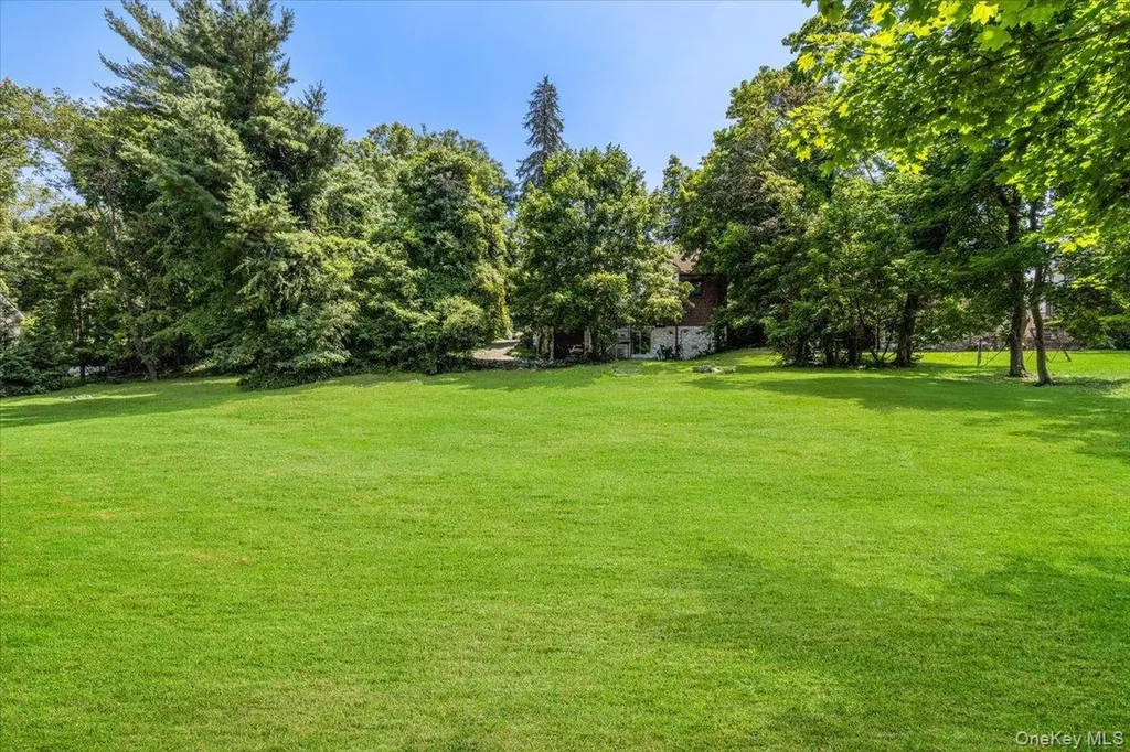 38 Fenimore Drive Harrison NY 10528