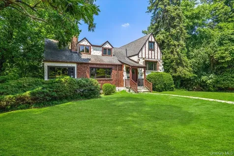 38 Fenimore Drive Harrison NY 10528