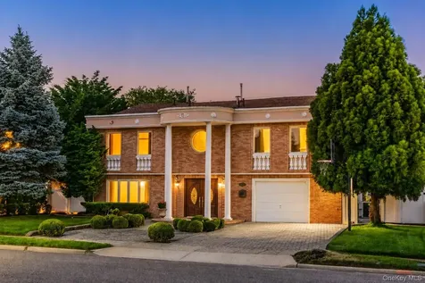 3153 Lee Place Bellmore NY 11710