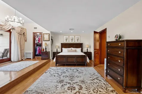 3153 Lee Place Bellmore NY 11710
