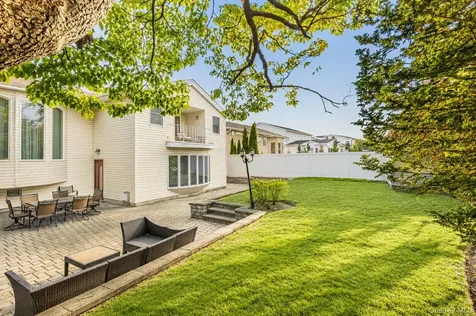 3153 Lee Place Bellmore NY 11710