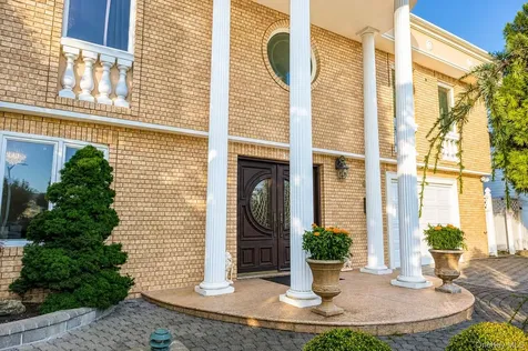 3153 Lee Place Bellmore NY 11710