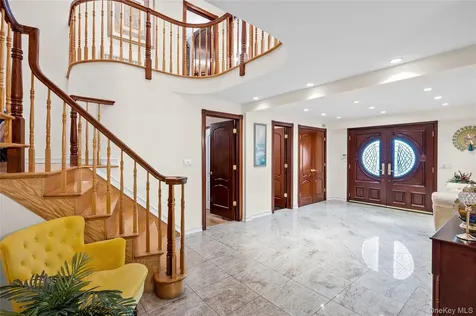3153 Lee Place Bellmore NY 11710