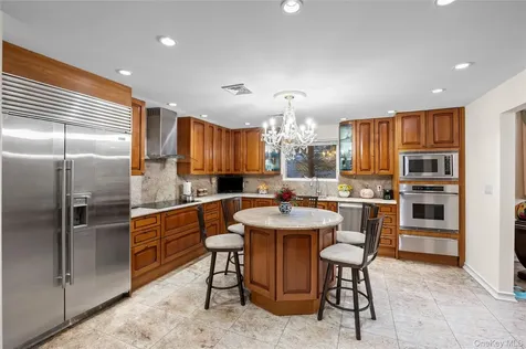 3153 Lee Place Bellmore NY 11710