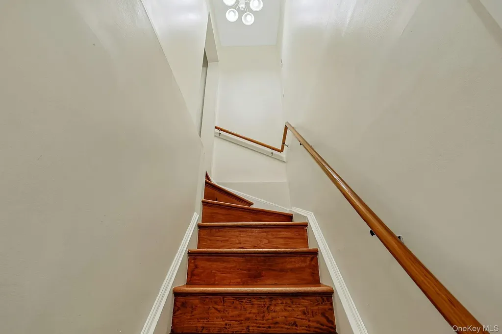 629 Belden Street Peekskill NY 10566
