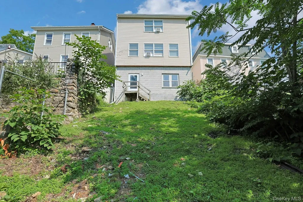629 Belden Street Peekskill NY 10566