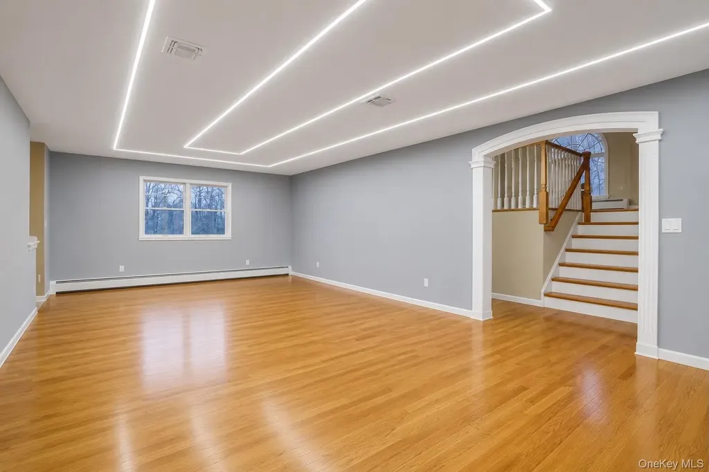 25 Round Hill Road Washingtonville NY 10992