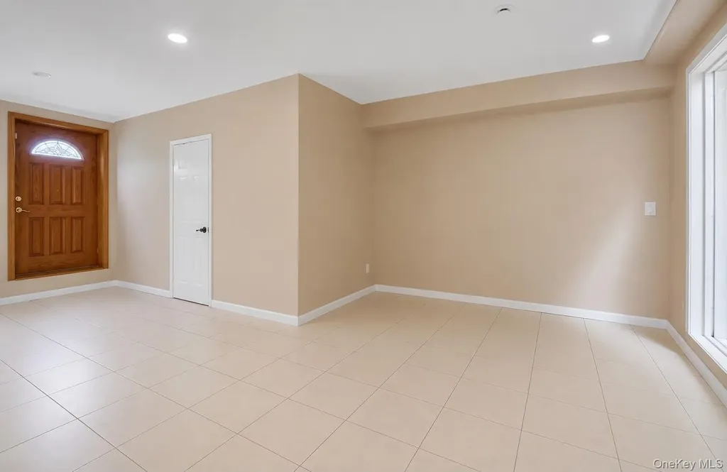 25 Round Hill Road Washingtonville NY 10992