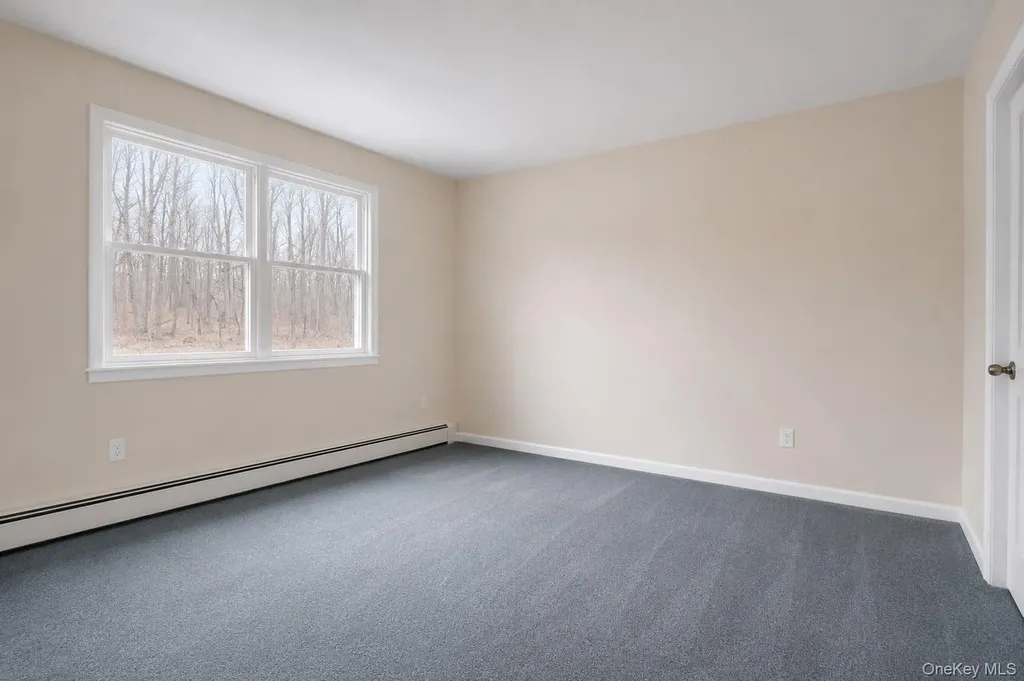 25 Round Hill Road Washingtonville NY 10992