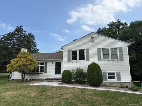 36 Greenvale Farms Road Poughkeepsie NY 12603