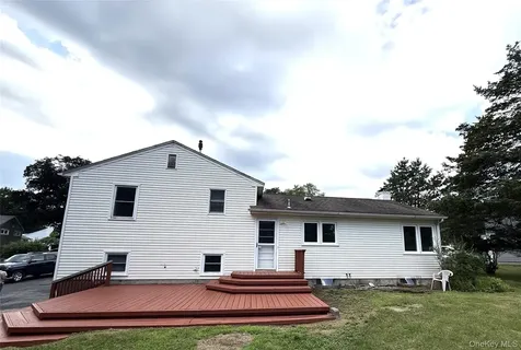 36 Greenvale Farms Road Poughkeepsie NY 12603
