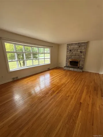 36 Greenvale Farms Road Poughkeepsie NY 12603