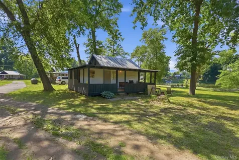 101-113 Glenerie Boulevard Saugerties NY 12477