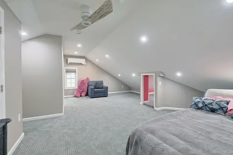 36 Evergreen Avenue Poughkeepsie NY 12601