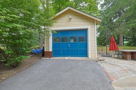 36 Evergreen Avenue Poughkeepsie NY 12601