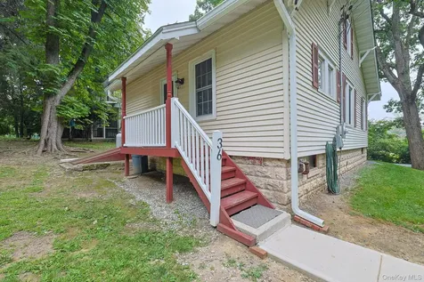 36 Evergreen Avenue Poughkeepsie NY 12601