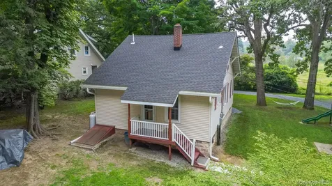 36 Evergreen Avenue Poughkeepsie NY 12601