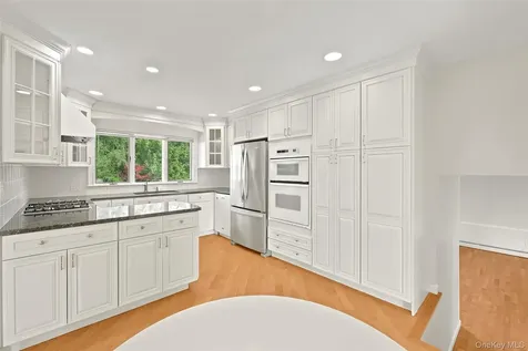 60 Oakland Avenue Harrison NY 10528