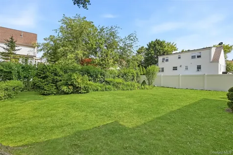60 Oakland Avenue Harrison NY 10528