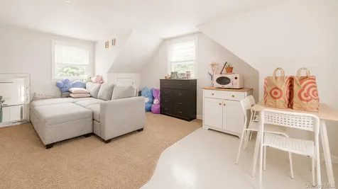 262 N Cedar Street North Massapequa NY 11758