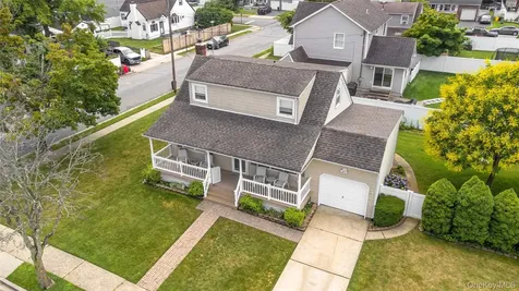 262 N Cedar Street North Massapequa NY 11758
