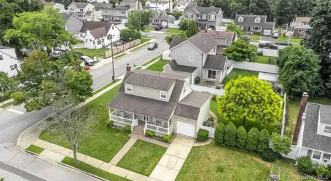 262 N Cedar Street North Massapequa NY 11758