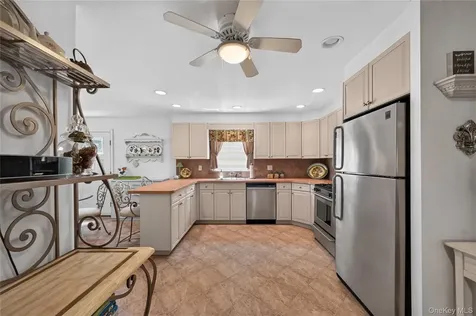 171 Hudson Terrace Yonkers NY 10701