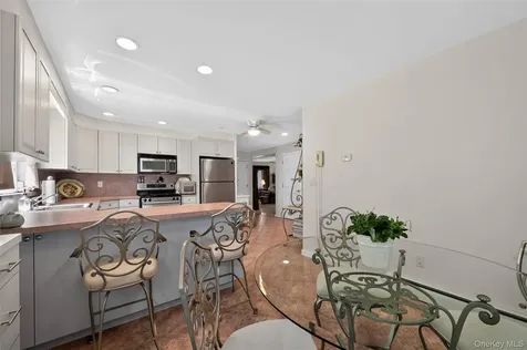 171 Hudson Terrace Yonkers NY 10701