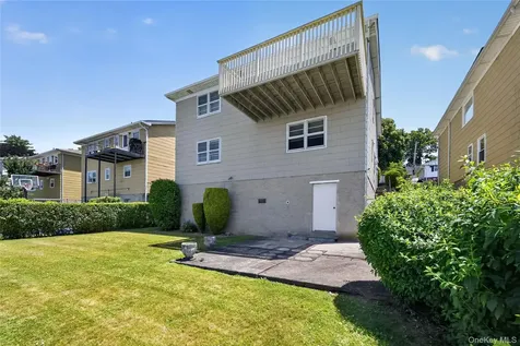 171 Hudson Terrace Yonkers NY 10701